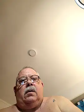 bylytom24's cam snapshot