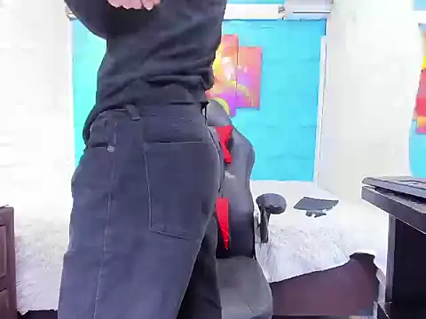 ElanGiraldo live sex cam