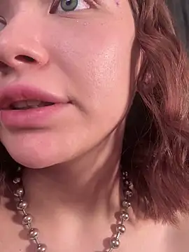 MilliDoll's cam snapshot