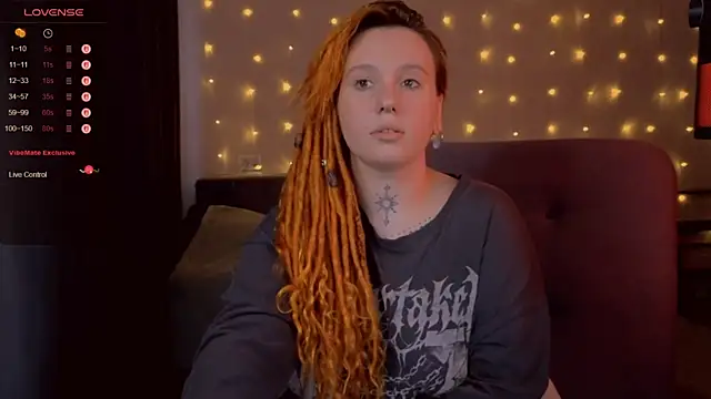 The_Full_Red_Moon's cam snapshot