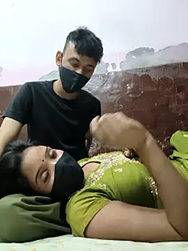 couplegk71 live sex cam