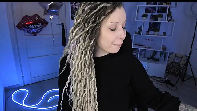 HoneySallyMoore live sex cam