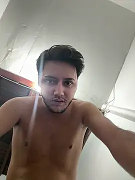 RicoValen live sex cam