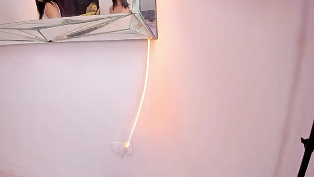 Sassy_glow live sex cam