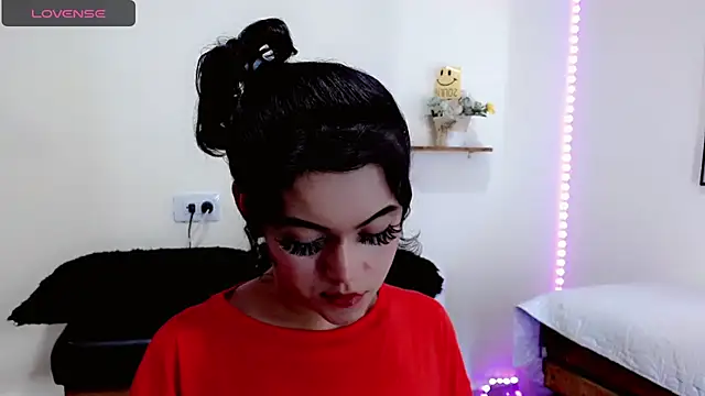 NathalialLooes live sex cam