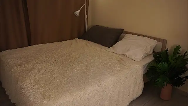 LuannStockbridge's cam snapshot