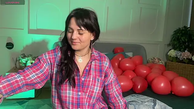 _SilkyShadow_'s cam snapshot