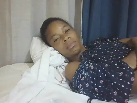 adele-33's cam snapshot