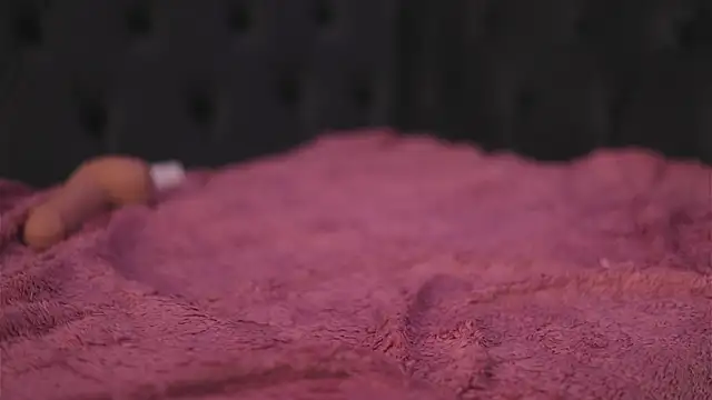 RavennaDArcy's cam snapshot