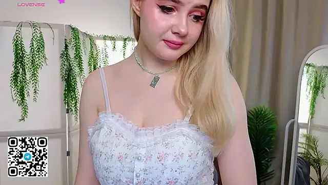 oliviabr0wn0's cam snapshot