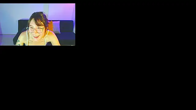 Yuliennegg's cam snapshot