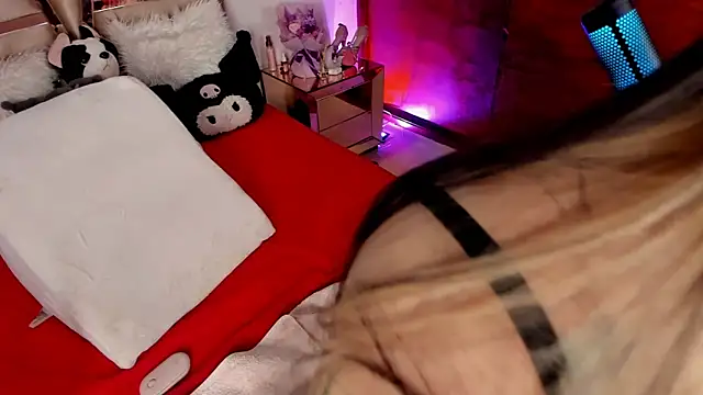 Nikole66_ live sex cam