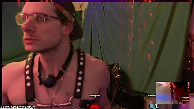 MasterDaddyCool live sex cam