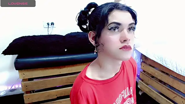 NathalialLooes live sex cam