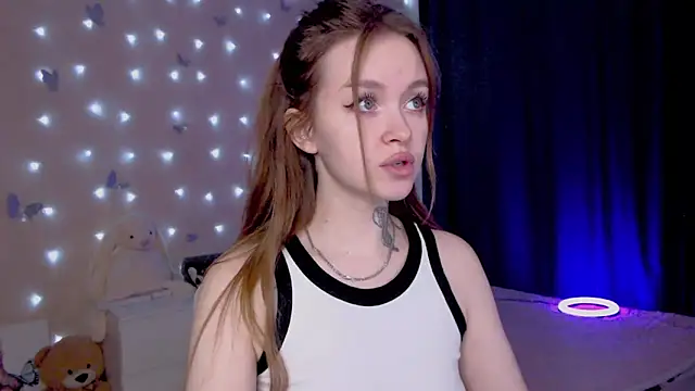 Naughty_Mable's cam snapshot