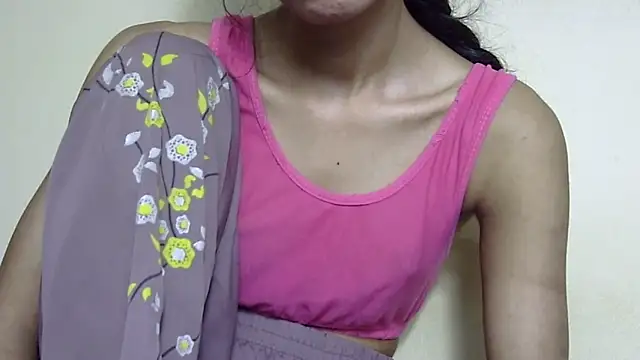 Anu_tiny live sex cam