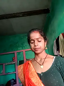 Alisha_beby143 live sex cam