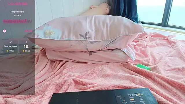 minamoons live sex cam