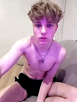 Paradeevich_And live sex cam