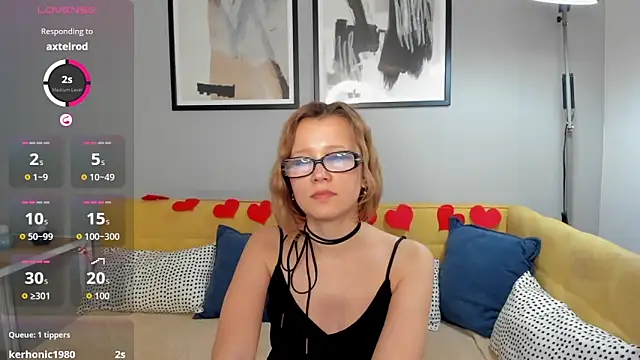 EmmaEthereal's cam snapshot