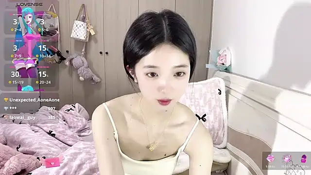 OiOi-666 live sex cam