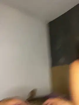 MANOLOT04 live sex cam