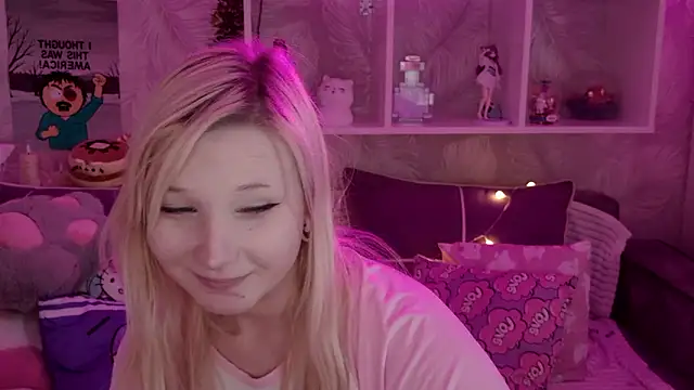 MeowkaKitty's cam snapshot