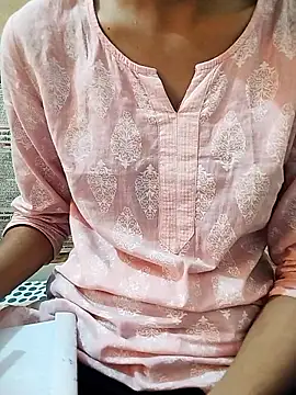 Vanee-23 live sex cam