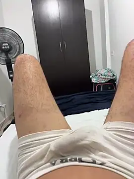 RicoValen live sex cam