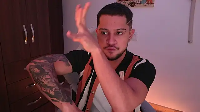 domsantiago_'s cam snapshot