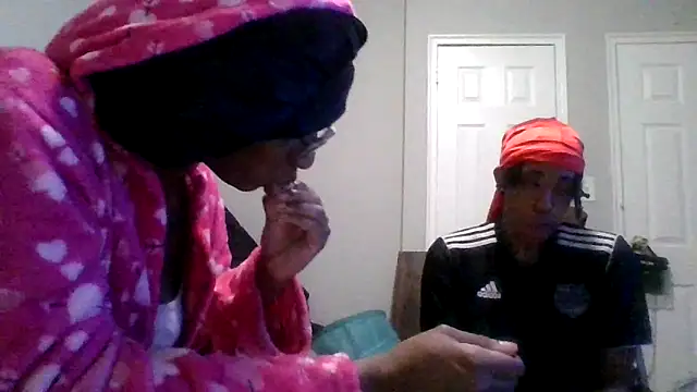 dezzidavill's cam snapshot