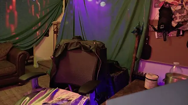 MasterDaddyCool's cam snapshot