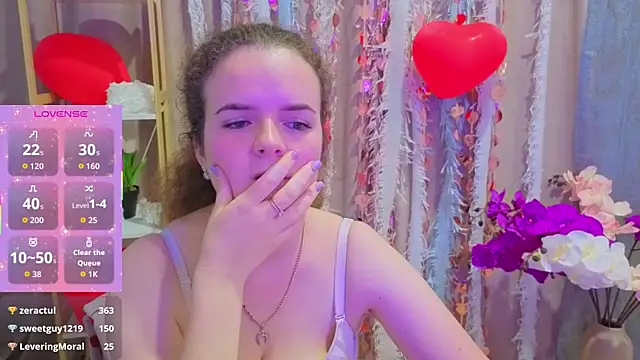 Luisa_Rosee's cam snapshot