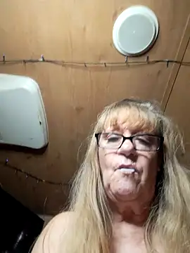 spicyG-maw live sex cam