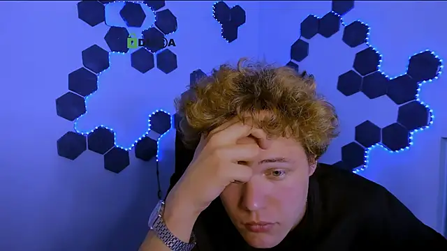 lucas_long_ live sex cam