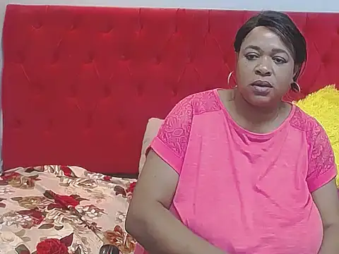 BustyQueenXXL's cam snapshot