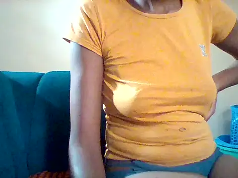 Ntombizodwa10's cam snapshot