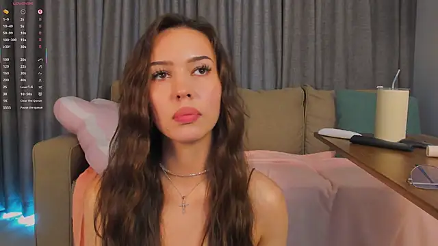 AliceCloudy's cam snapshot