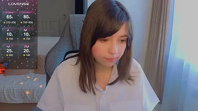 Lina_Brownie's cam snapshot