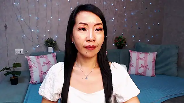 LiaPak's cam snapshot