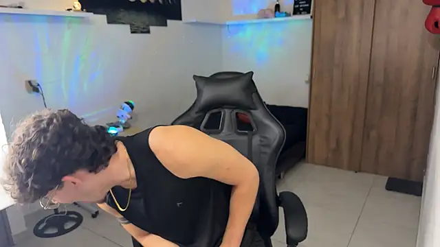 Kisan_Smith live sex cam