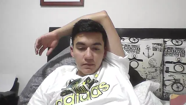 Estebitan_vm's cam snapshot