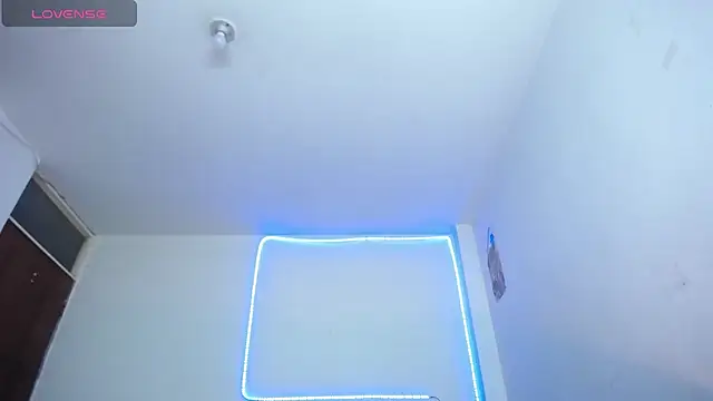 pinky_violeta live sex cam