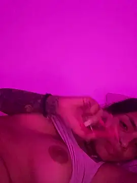 DeuxGold live sex cam