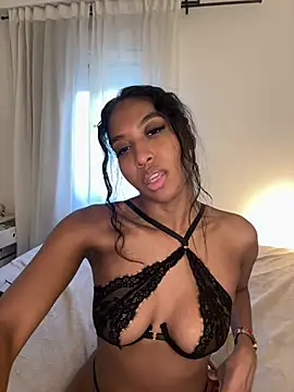 IamCrystal2 live sex cam