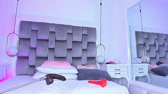 OnlyGia live sex cam