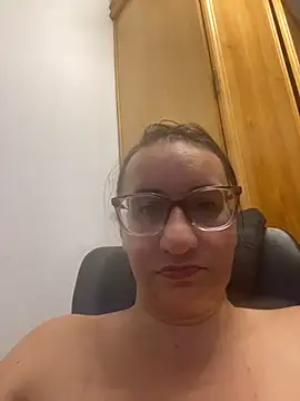 gloria7v05 live sex cam