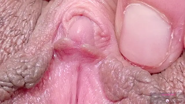 Alu_ryu live sex cam