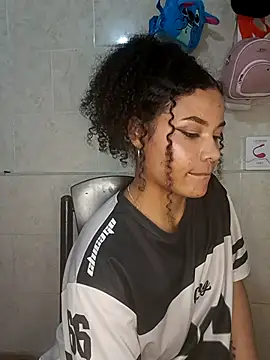 BrianaSweetxxx's cam snapshot