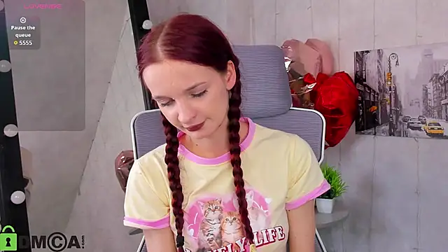 Alicia_Adammss's cam snapshot